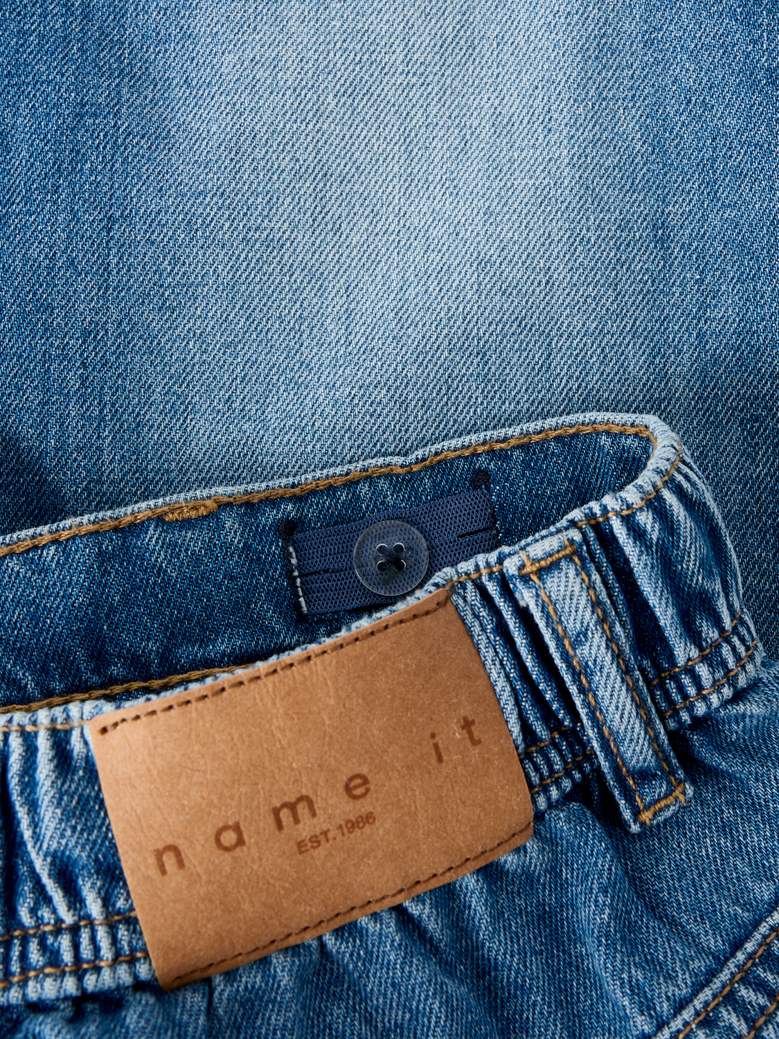 model_shot-detail
